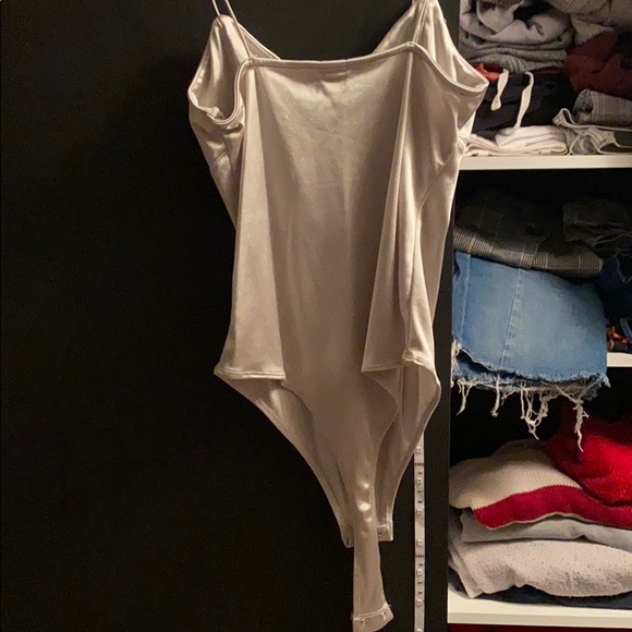 Garage bodysuit - Picture 2 of 2